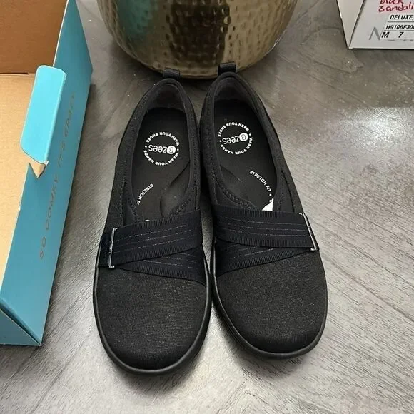 BZees Niche III Slip-On - Picture 4 of 11